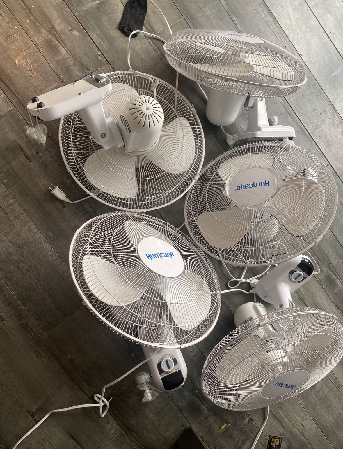 Hurricane Wall Fan 16 Inches