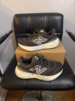 New balance 880 Size 8D Women’s $90