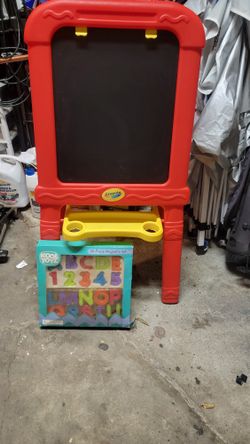 36 Pieces Magnetic Abcs And Board To Wright