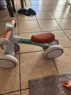 Kid balance bike