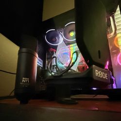 RODE NT1 Microphone And Arm