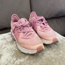 For Sale Nike Air Max  Size 1Y 