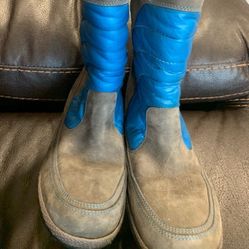 Used Size 7 Timberland  Boots 