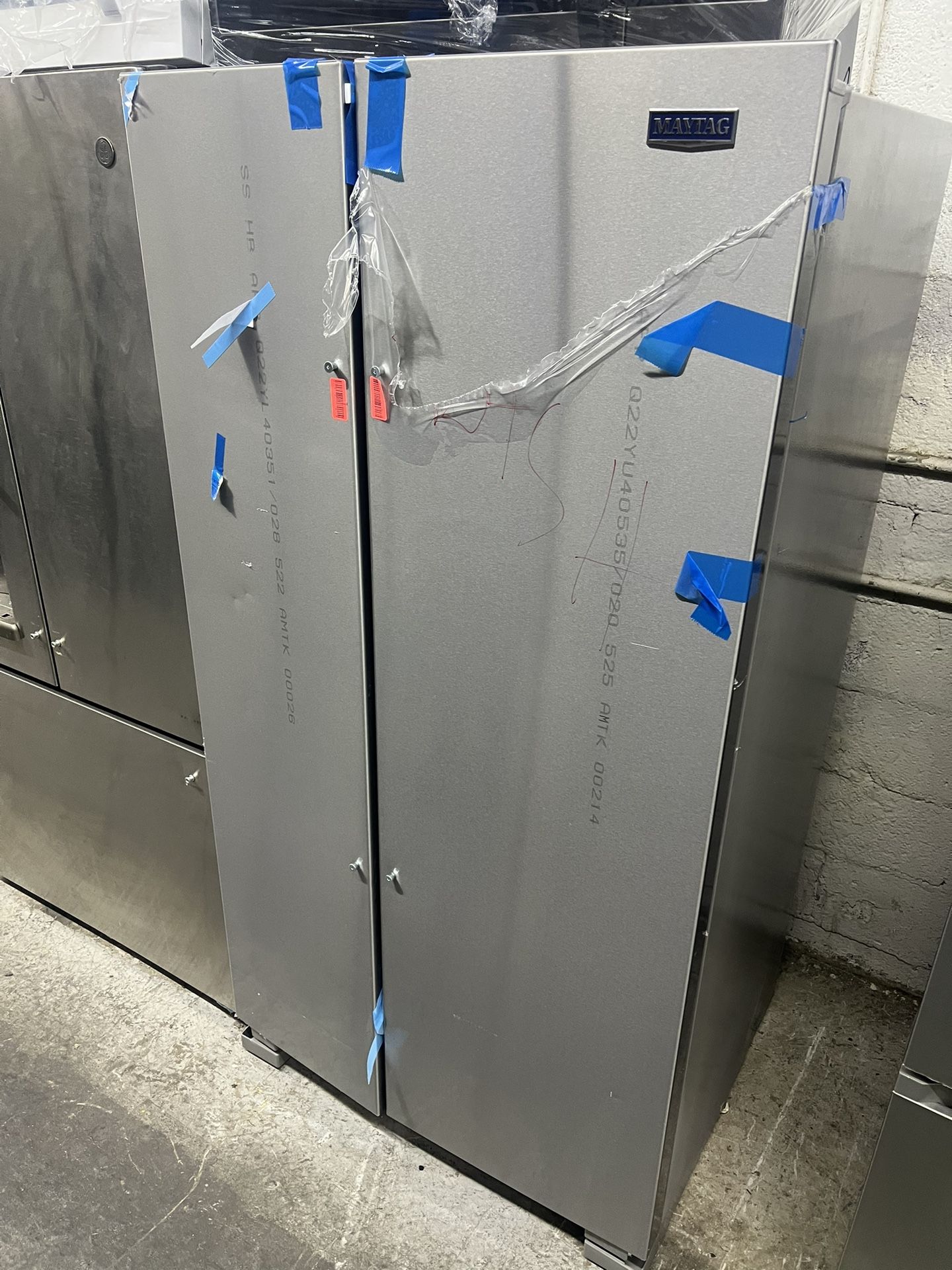 MAYTAG SIDE BY SIDE REFRIGERATOR