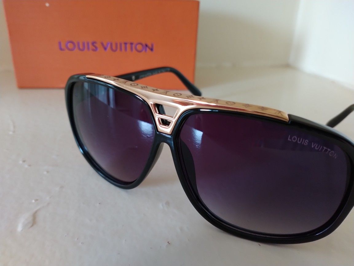 Gold Louis Vuitton Evidence Sunglasses 