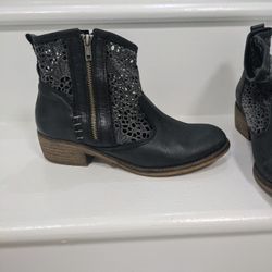 Musse And Cloud Ankle Boots
