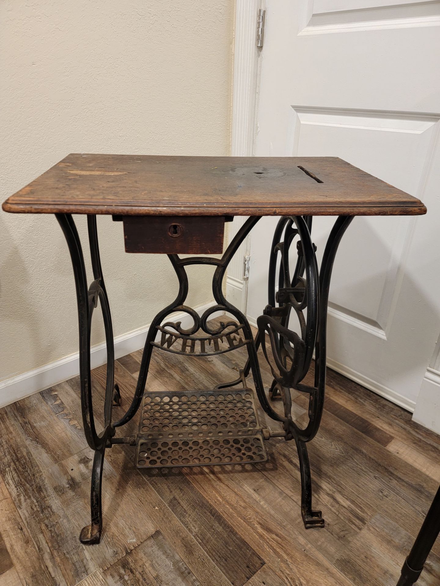 Antique treadle table base