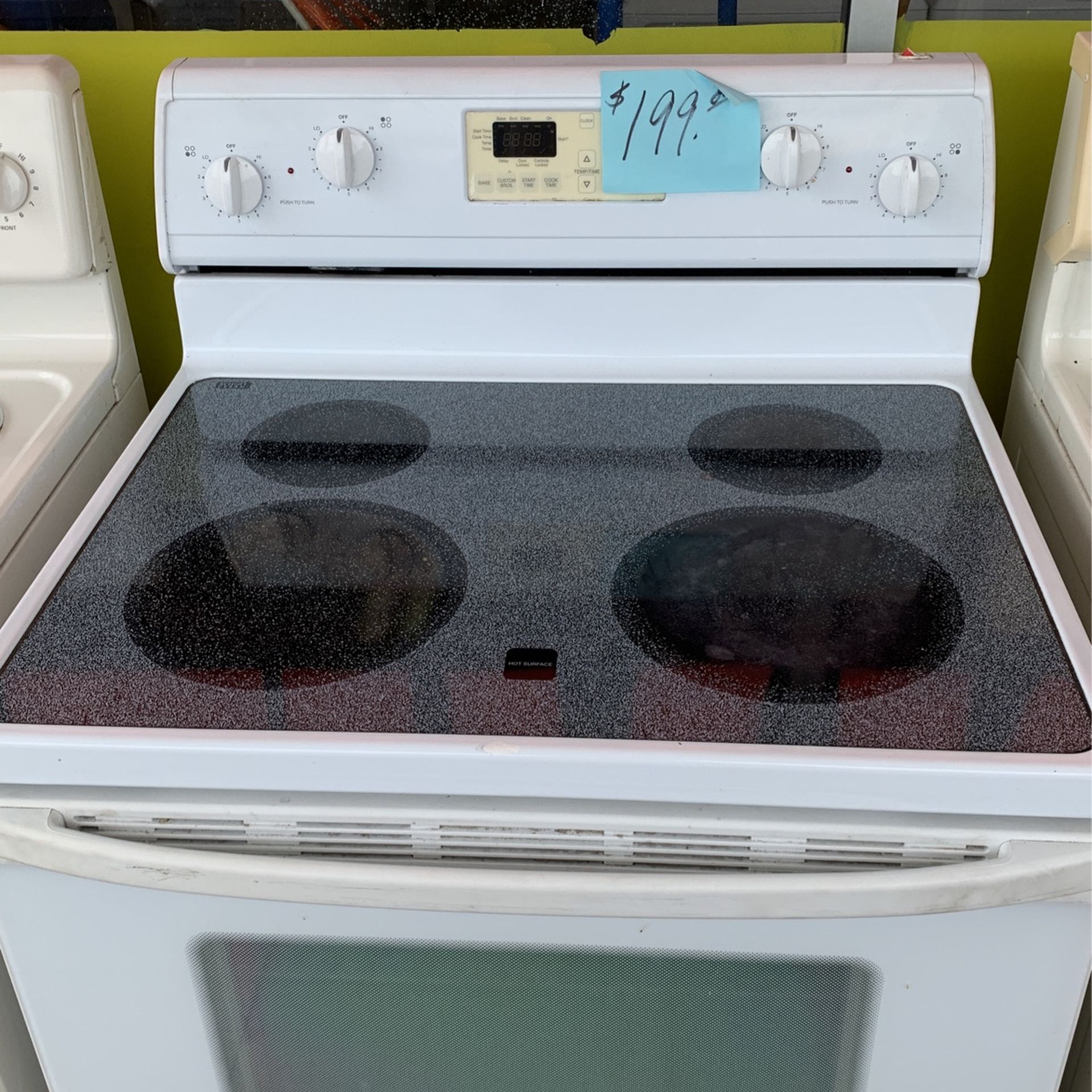 Whirlpool Glass Top Stove Range Oven Warranty . Delivery Available . 2203 Fowler St. 33901