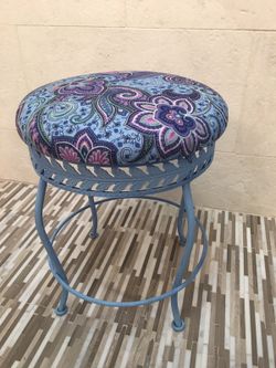 New fabric... seat/ stool... 17 in tall