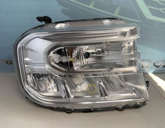 2022-2024 FORD MAVERICK (PICKUP) RIGHT REFLECTOR LED HEADLIGHT