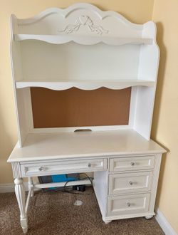 Holland House Traditional White Princess Style Girls Desk with Hutch & Corkboard