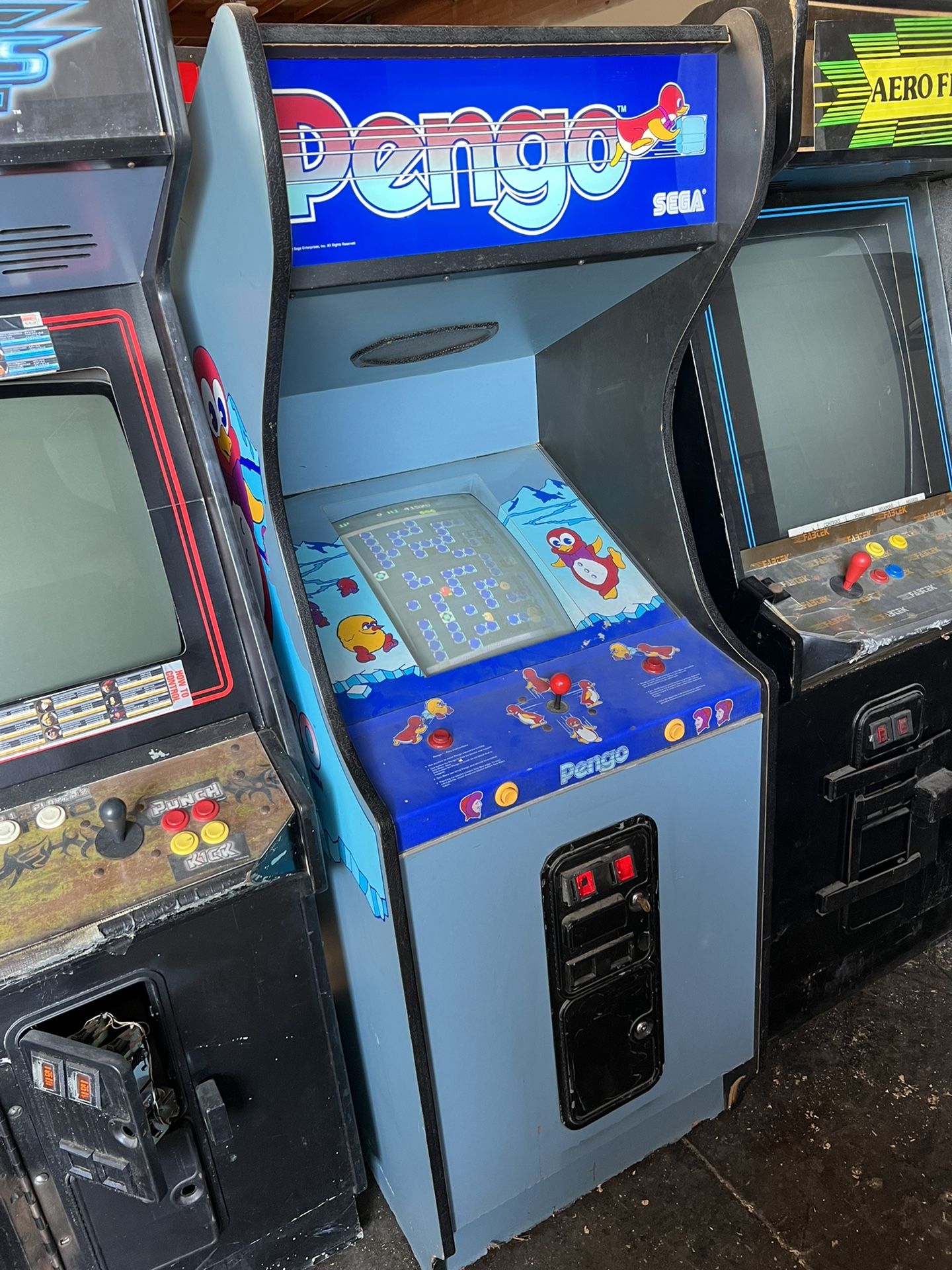 Classic Arcade Game - Pengo (All Original)