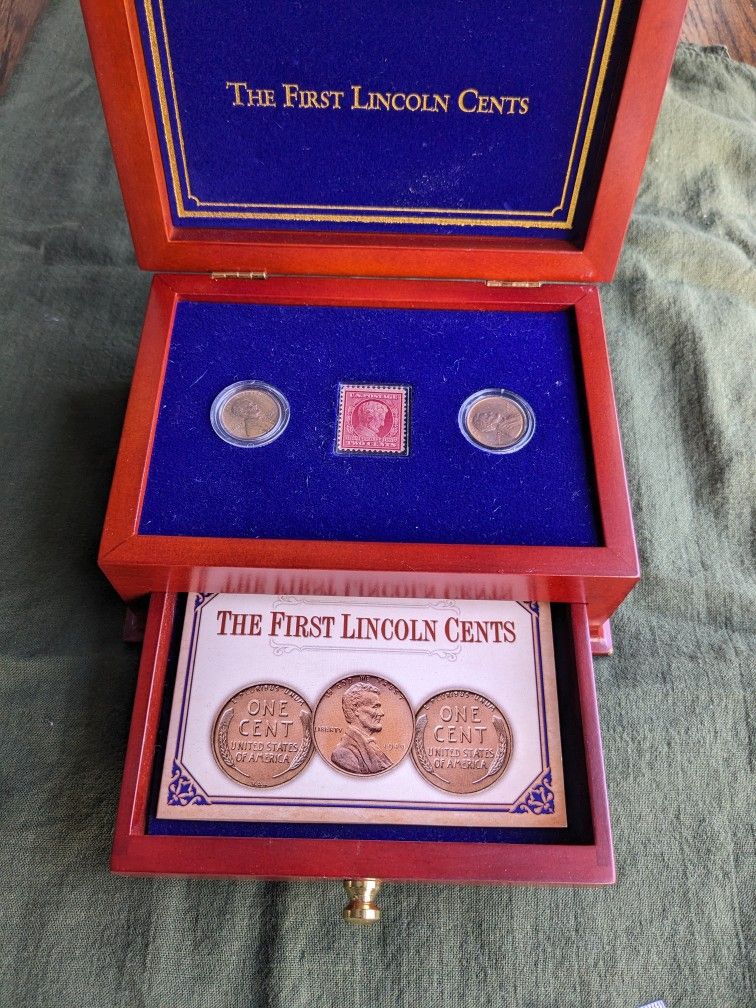 The First Lincoln Cents w/2 1909 Pennies & 1 Stamp in Display box, includes the 1909 VBD Penny