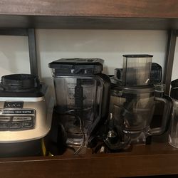 Ninja blender, smoothie, food processer