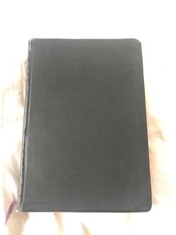 Leatherlike Board cover Naves Topical Bible