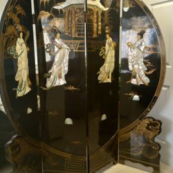Beautiful Large Oriental Solid Wood Lacquer Screen, 6 Feet Tall,Asking $75,Great Deal!