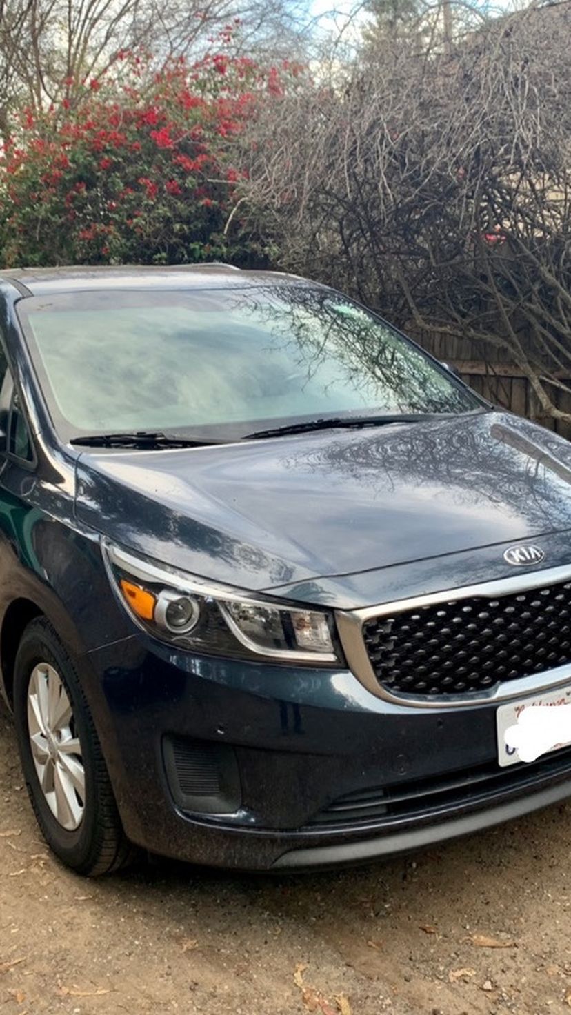 2017 Kia Sedona