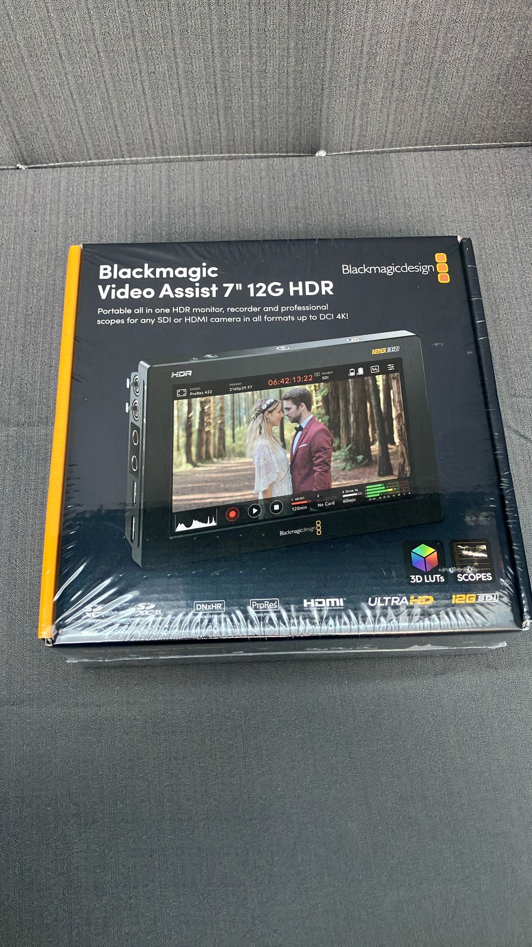 Blackmagic Design Video Assist 7" 12G-SDI/HDMI HDR Recording Monitor