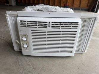 Window Air Conditioners