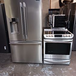 Refrigerator Frigidaire Professional Counter Depht- Stove Electric And Microwave In Stainless Steel Combo Delevery 