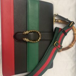 Gucci Purse Authentic 