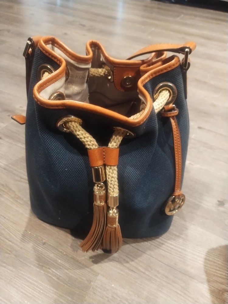 Like New Michael kors marina large denim bag