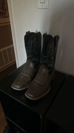Men’s Boots Size 12