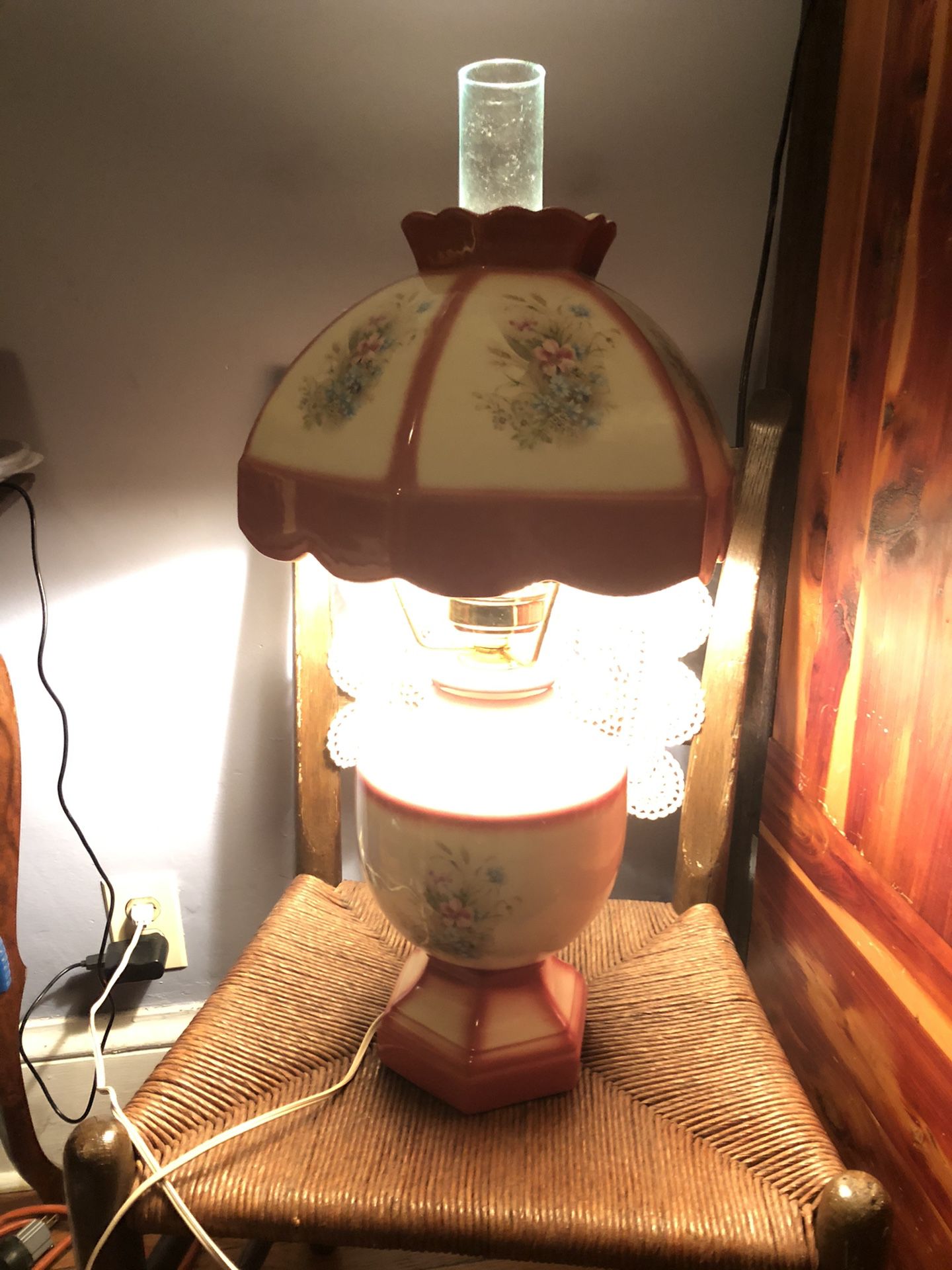Hurricane lamp