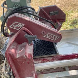 MK Diamond MK-101 Wet Tile Saw.