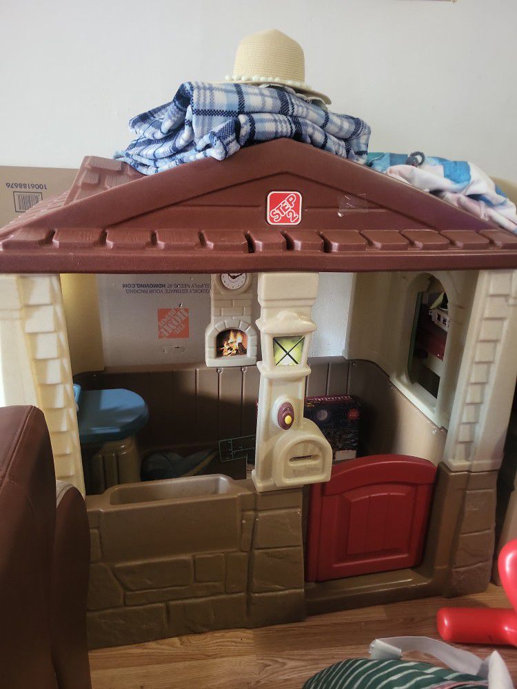 Toy House Step 2
