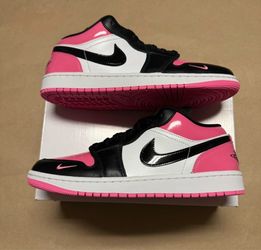 Nike Air Jordan 1 Low SE Pinksicle Women's size 10 Basketball Shoes Rare NEW!
