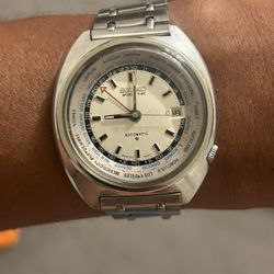 Seiko Worldtime GMT ref. 6117-6400 Rare Vintage Watch