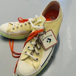 Converse Pigalle Size 10