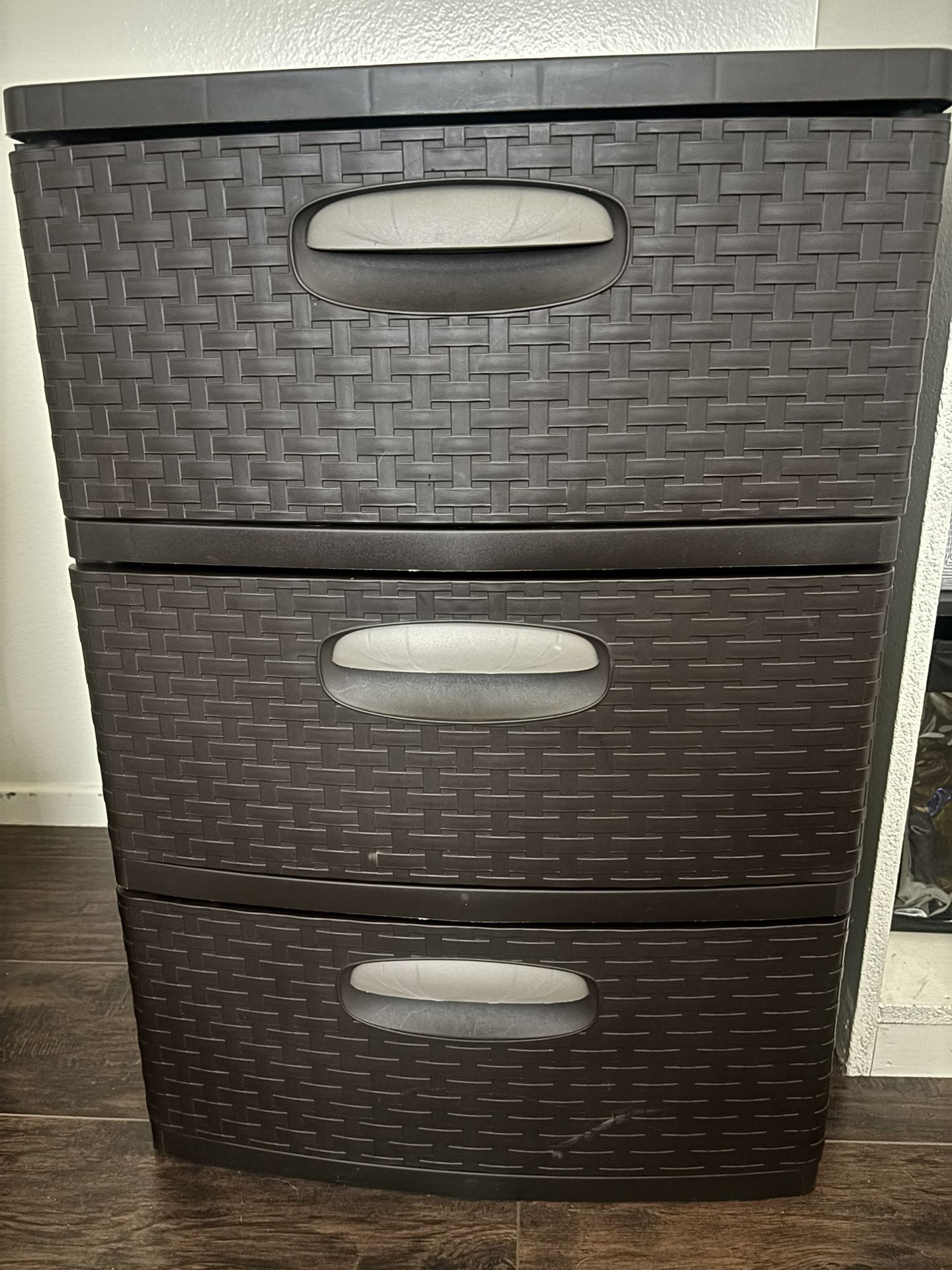 Sterilite 3-Drawer Wide Weave Tower – Espresso