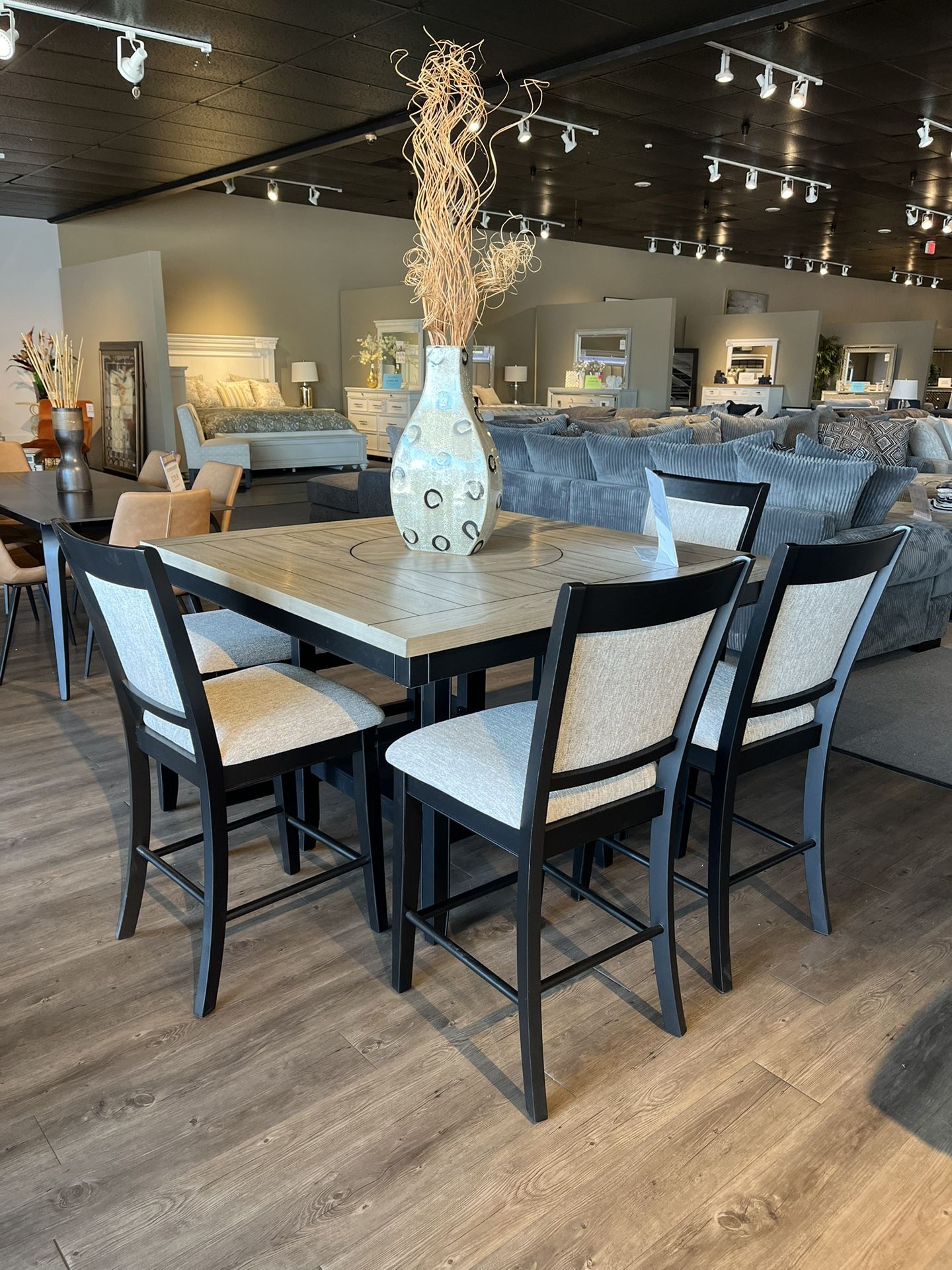 Table 4 Barstools And Bench