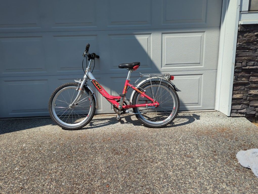 KTM kid's bike, 20" wheels, 3 speed wheel hub shifter