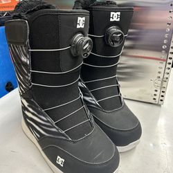 Woman’s DC Snowboard Boots