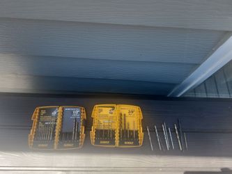 Dewalt drill pieces