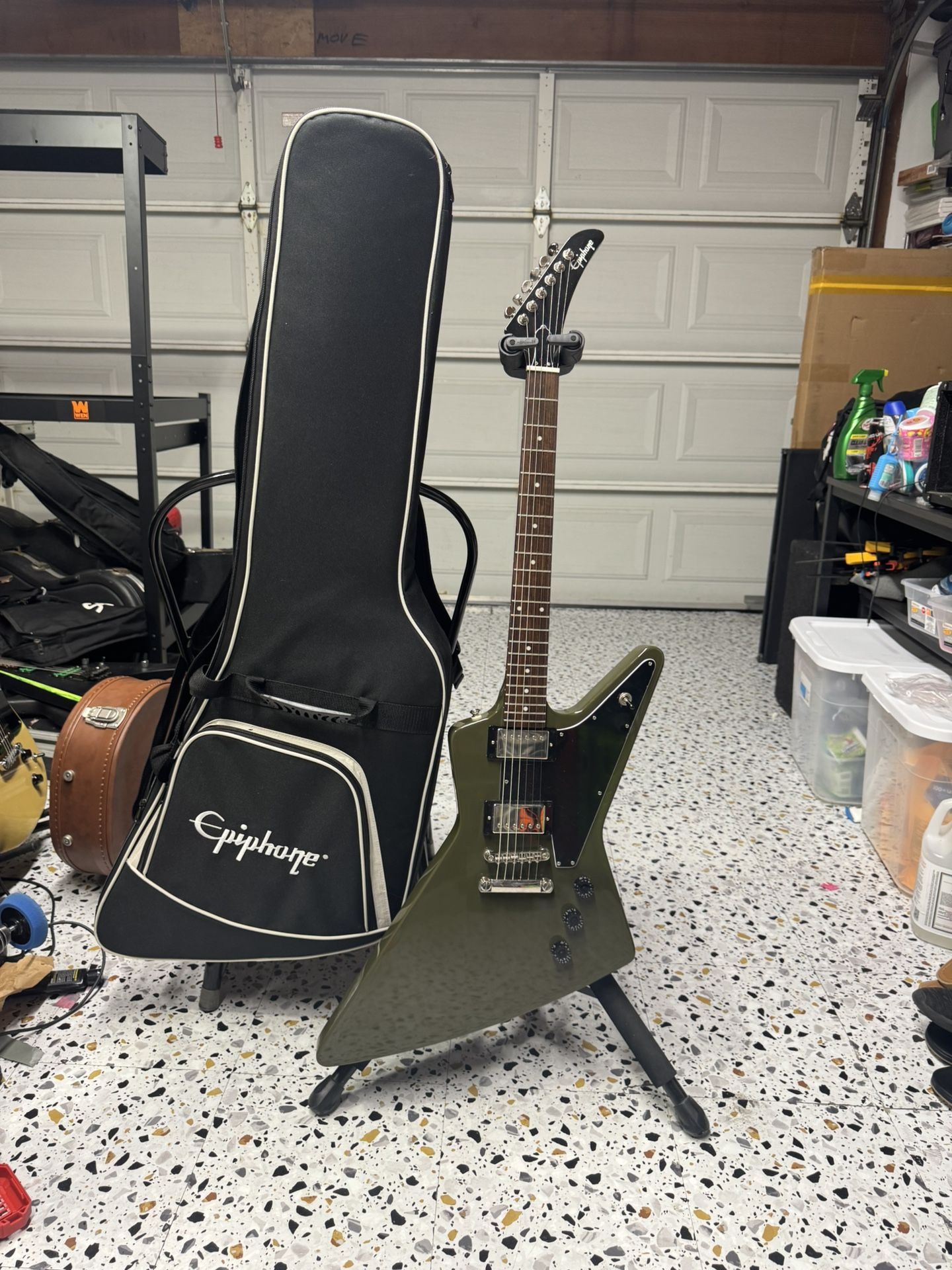 Epiphone Explorer from the Inspired by Gibson Collection- repaired