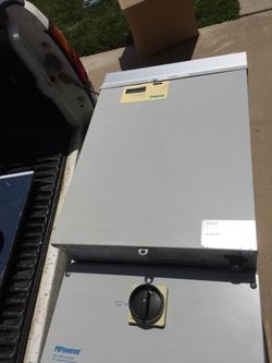 HUGE SALE Pvpowered 2500 grid tied inverter.