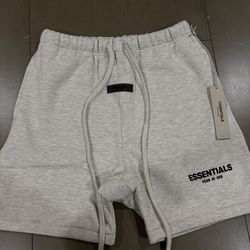 Essentia shorts