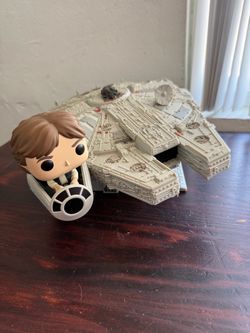 Funko Pop Star Wars Han Solo in the Millennium Falcon 321