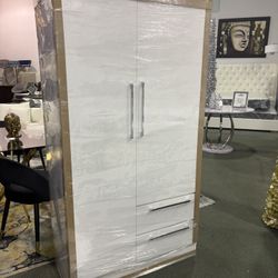 WHITE WARDROBE dressers 🤍👍🏻