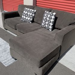Comfy Modern Reversible Sectional Sofa