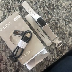 Fit Bit Charge 6