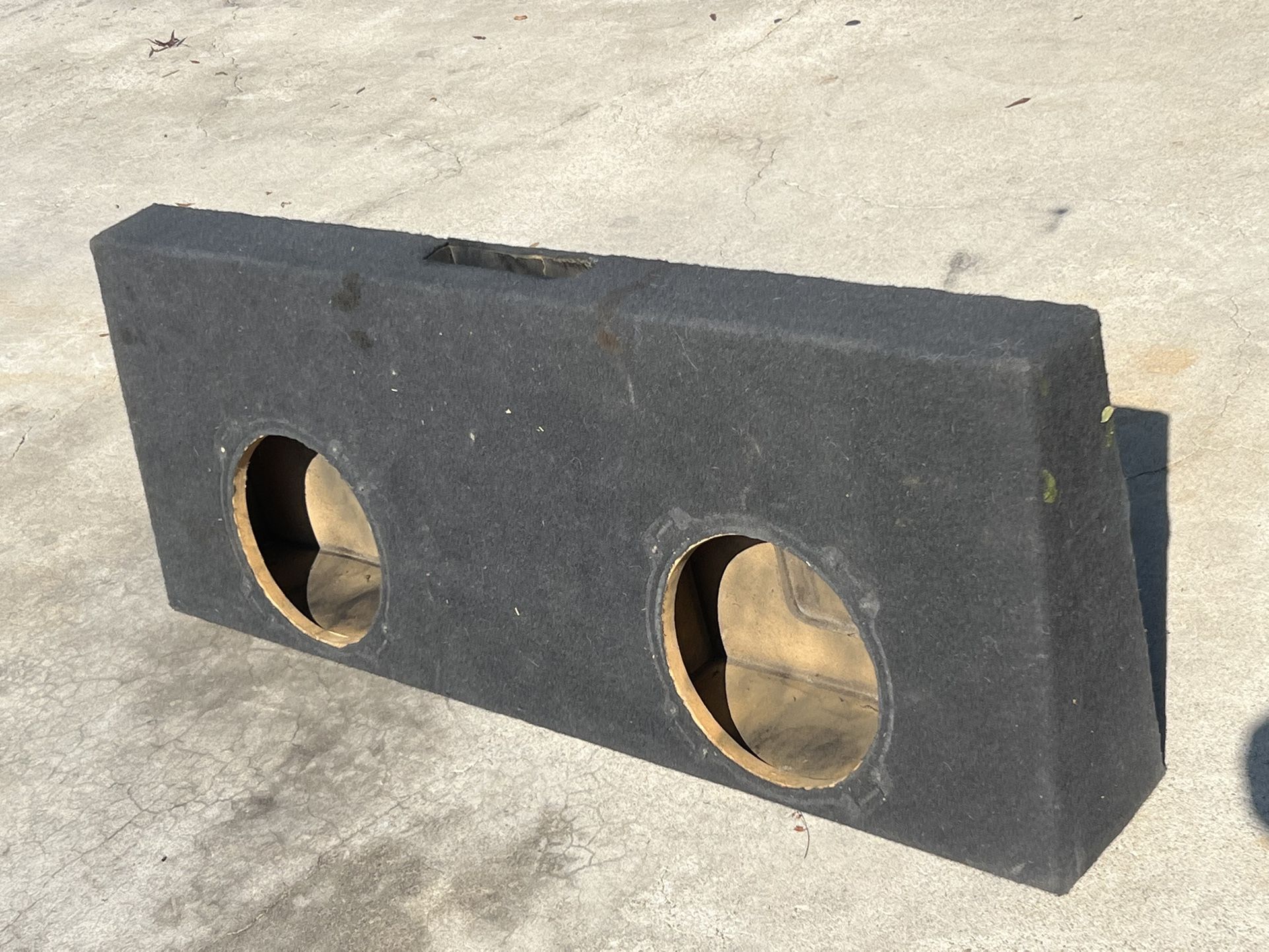 ($140 firm) ported 2/12s sub box for a single cab truck