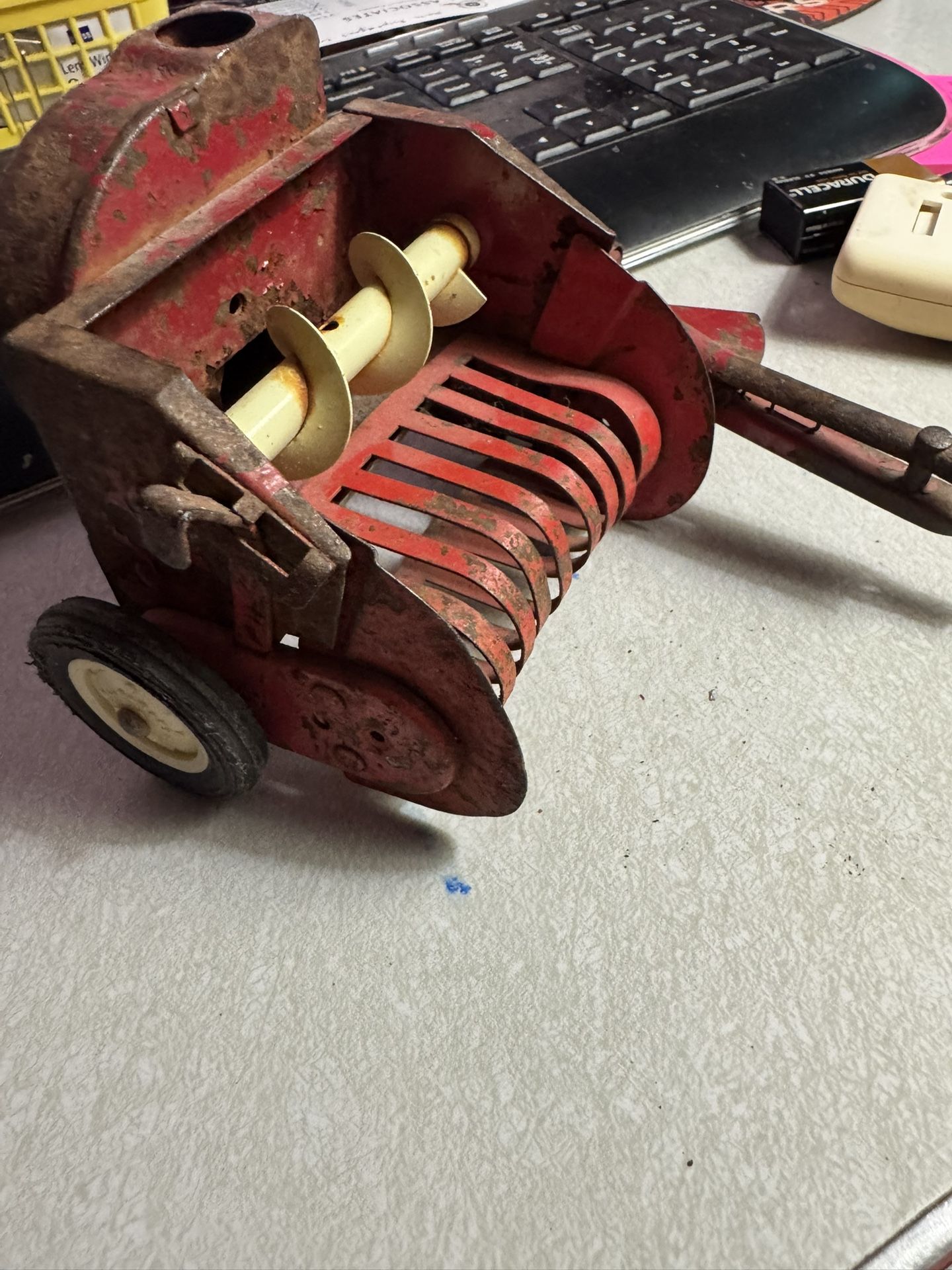 Vintage 1960's True Scale IH Forage Harvester / Chopper6