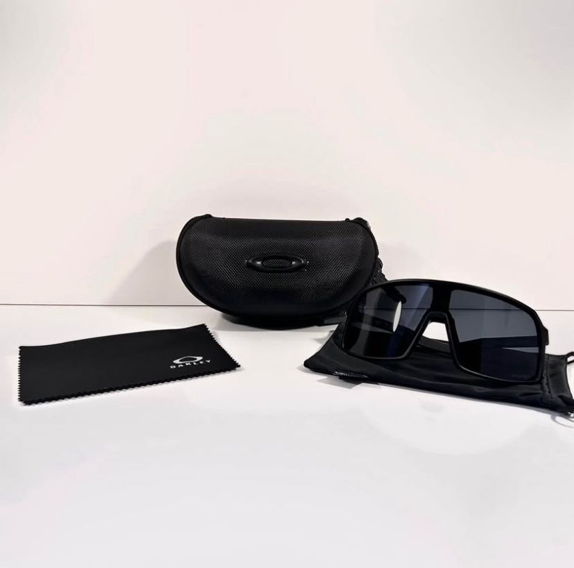 Oakley Sutro Sunglasses - Black Primz Lens