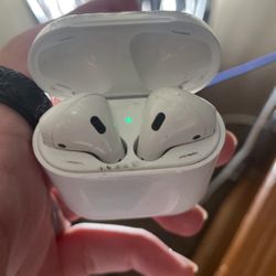 AirPods 