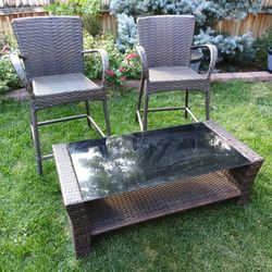 Outdoor Wicker Patio Set & Table W Glass Top 16" X 23" X 38.5" Tall